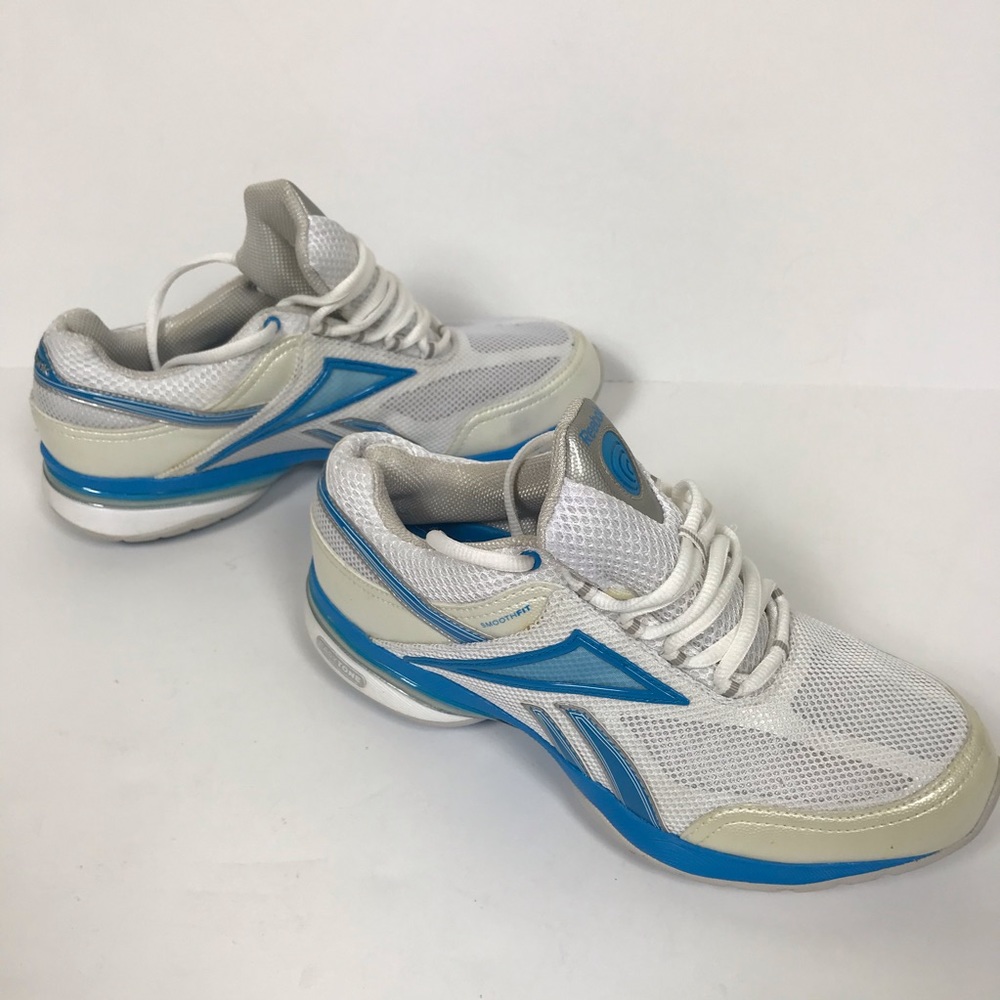 Reebok wht silver white sneakers Sz 7.5